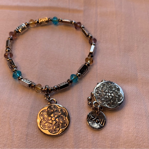 Luzou Coin Bracelet 4 Layers Silvertone - Picture 7 of 11